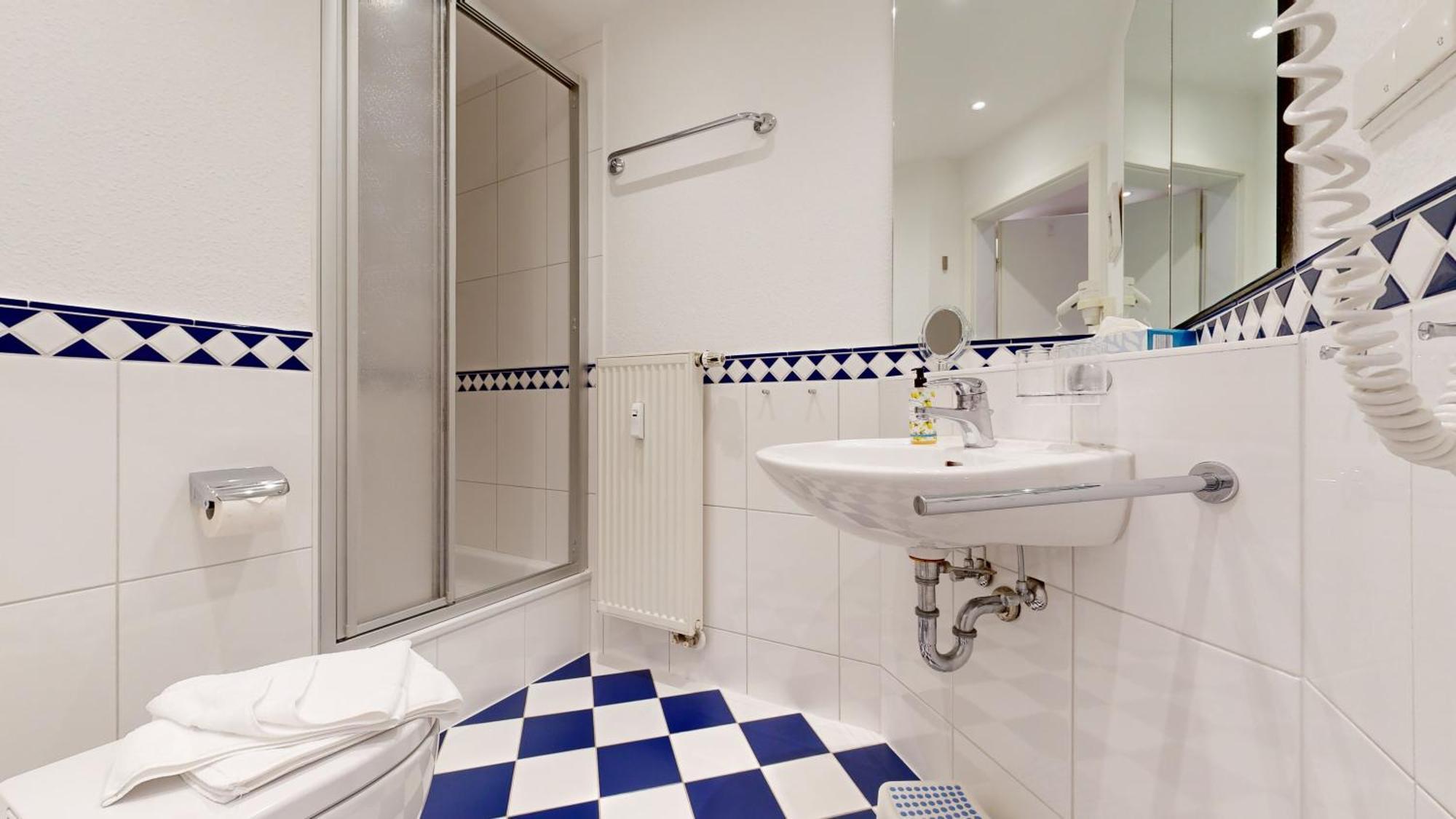 Ferienwohnung Direkt Am Strand, Freia 03 ビンツ エクステリア 写真